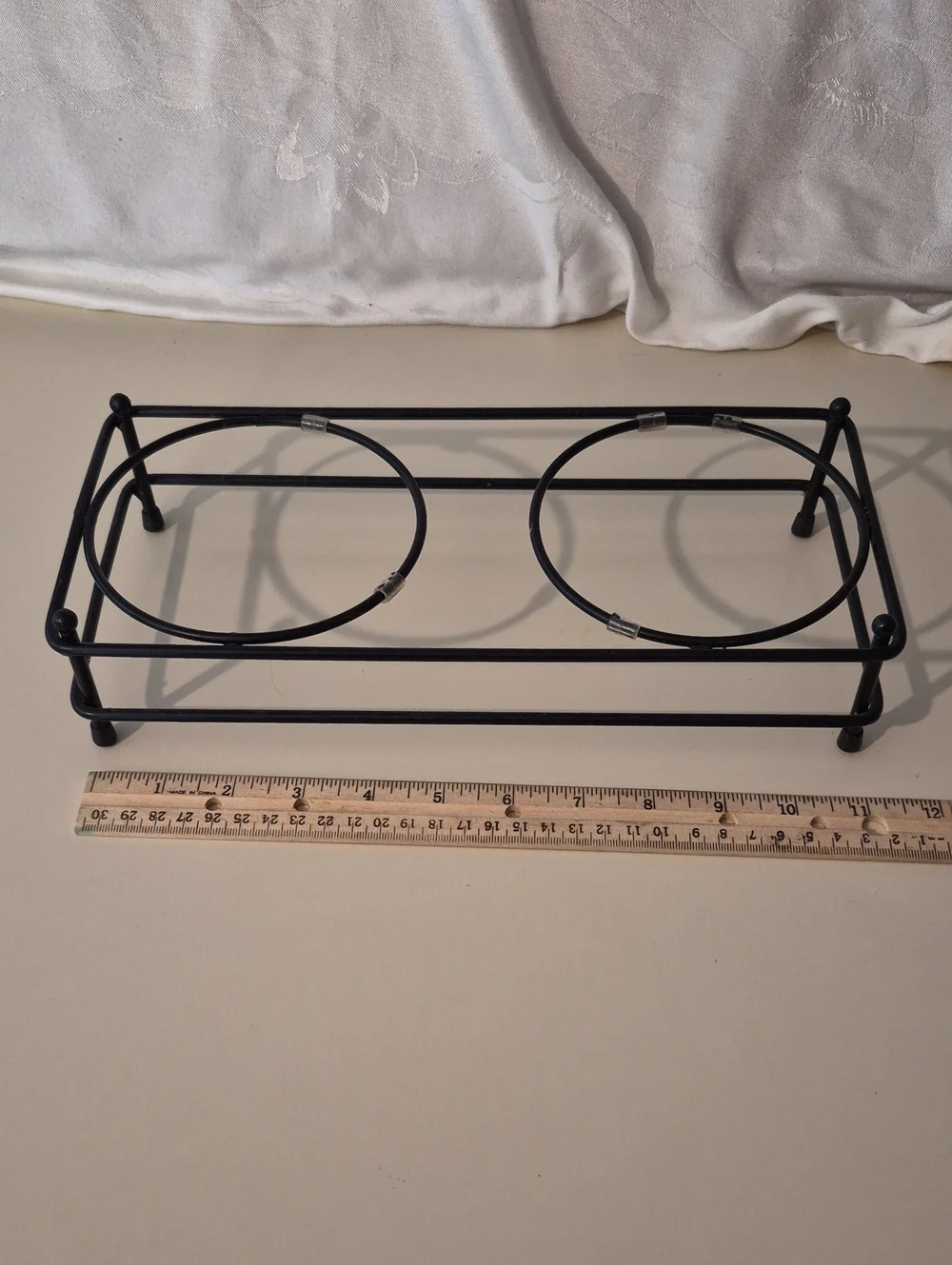 Elevated Bowl Holder For Pets